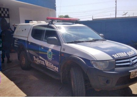 Preso acusado de furtar moto em Caarapó fugiu da PM subindo em telhados de casas