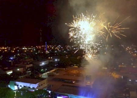 Em Caarapó, Festa da Virada terá sorteio de prêmios e show pirotécnico