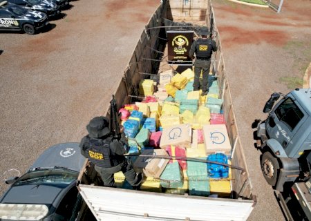 Oito toneladas de maconha, avaliadas em R$ 16 milhões, são apreendidas pelo DOF em carreta entre Ponta Porã e Amambai