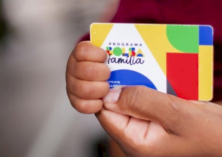 Caixa paga Bolsa Família a beneficiários com NIS de final 9>