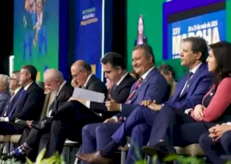 Jantar reúne prefeitos e políticos Sul mato-grossenses após marcha em Brasília