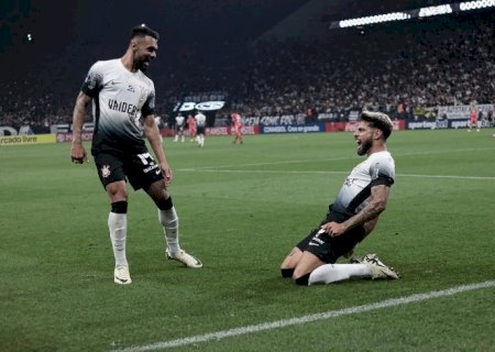 Corinthians atropela time argentino e fica perto das oitavas da Sul-Americana