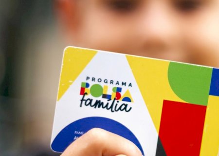 Caixa começa a pagar Bolsa Família de maio