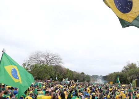 Supremo condena mais 10 pessoas pelos atos do dia 8 de janeiro