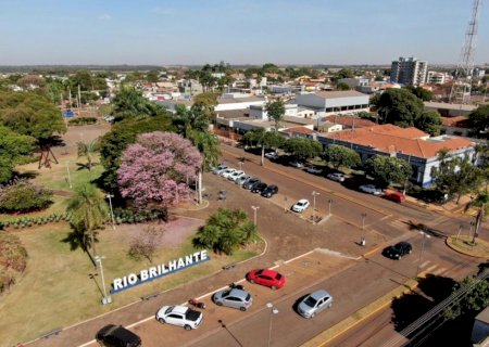 Deputado Zé Teixeira solicita manutenção em prédios públicos