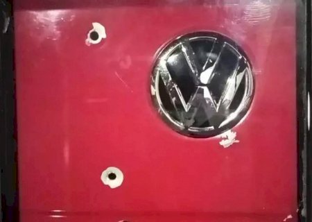 Bancário esfaqueia e tenta matar esposa atropelada em Campo Grande
