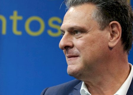 Governo não vai competir com produtores gaúchos de arroz, diz Fávaro