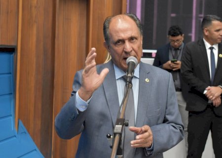 Deputado Zé Teixeira solicita iluminação pública para Dourados
