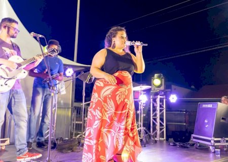 Feira Cooperar da Sicredi Centro-Sul MS/BA é sucesso em Ivinhema