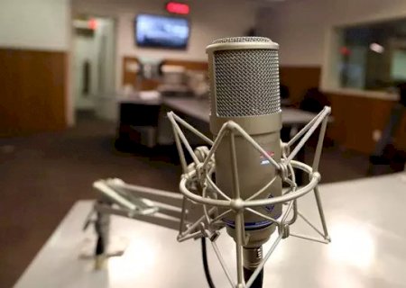 Pré-candidatos devem deixar programas em rádio e TV a partir de domingo