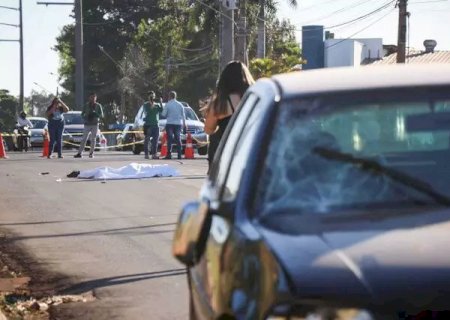 Idoso morre atropelado por carro ao atravessar avenida em Campo Grande