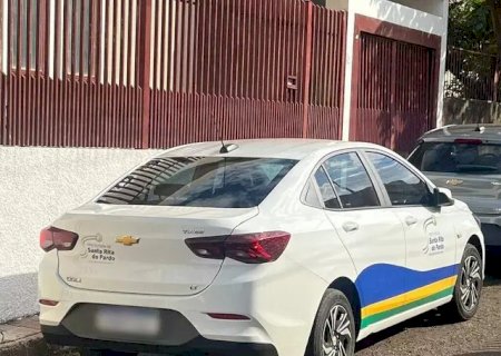 Prefeitura abre sindicância após carro oficial ser fotografado em bordel