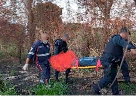Suspeito de furtar moto, jovem é baleado ao reagir a abordagem da PM em Dourados