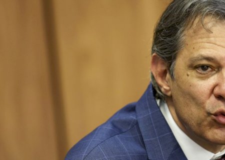 Haddad conversará com papa Francisco sobre taxação de super-ricos