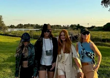 Marina Ruy Barbosa curte Pantanal com as amigas e faz safari noturno
