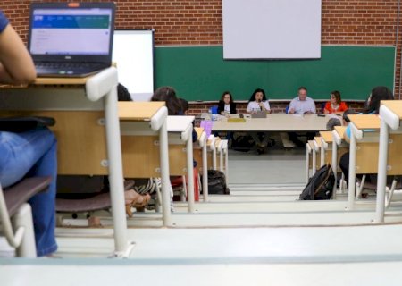 Professores de universidades e instituições federais encerram greve