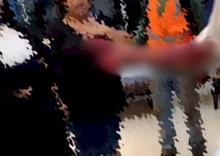 Homem ensanguentado invade velório, suja caixão e assusta família de morto em Paranaíba