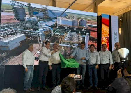 Riedel participada de inauguração de indústria com produção de 275 m³ de etanol em Maracaju