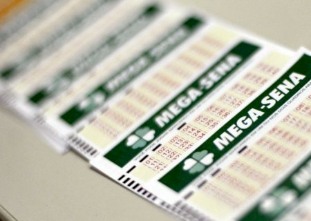 Três apostas acertam as seis dezenas da Mega-Sena