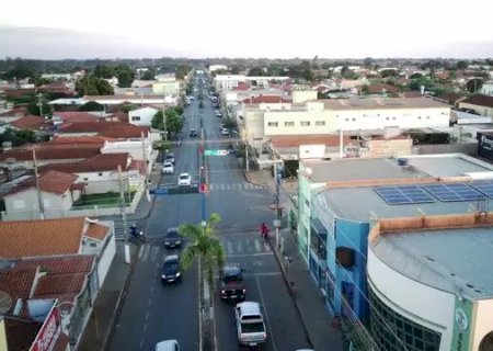 Homem leva choque e morre enquanto lavava carro no quintal de casa em Aparecida do Taboado