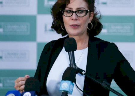 Moraes autoriza nova investigação da PF contra Carla Zambelli
