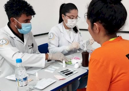 Ação de saúde em presídio foca na prevenção de infecções sexualmente transmissíveis
