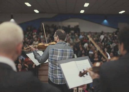 Projeto que leva m&uacute;sica cl&aacute;ssica gratuita para p&uacute;blico chega a MS