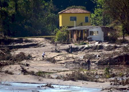Moradores denunciam saques após rompimento de barragem em Jaraguari