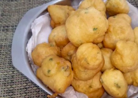Já experimentou bolinho ‘mata fome’? O petisco tem preparo rápido e fácil