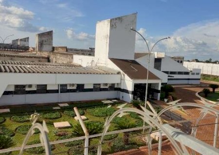 TJ rejeita bloqueadores de celular em presídios