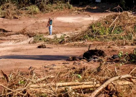Rompimento de barragem causa multa de R$ 732 mil