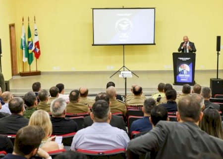 Segurança pública de MS destaca estratégias de combate aos crime transfronteiriços em reunião no PR