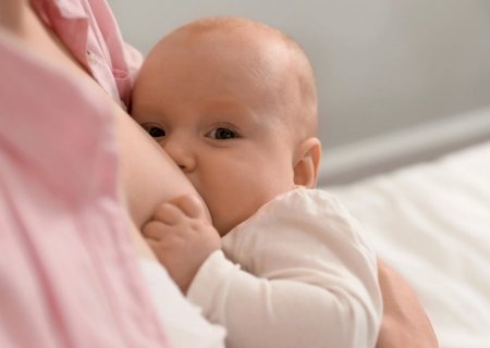 Agosto Dourado destaca os benefícios do leite materno para a saúde dos bebês