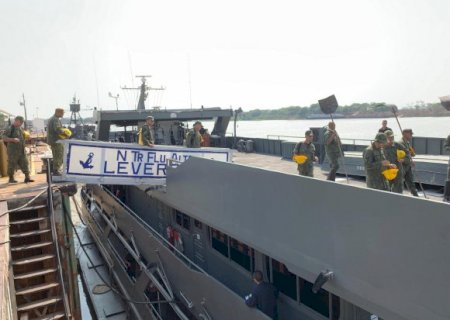 Marinha envia mais um navio para levar brigadistas ao Pantanal