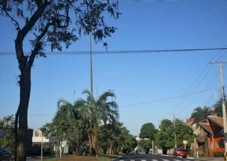 Domingo ser&aacute; de tempo firme, com calor de at&eacute; 37&deg;C em algumas regi&otilde;es de MS