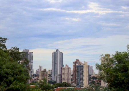 Fim de semana deve ser marcado por pancadas de chuva em MS