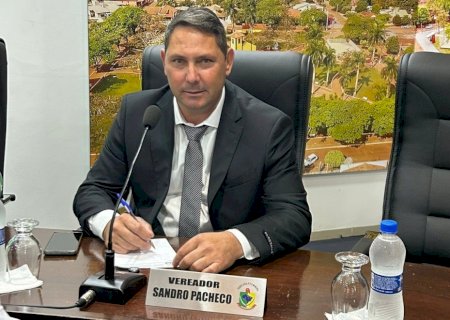 Vereador Sandro Pacheco comemora retorno de ambulância exclusiva para a Aldeia Indígena