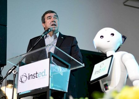 Com saída de Leite, Riedel passa a ser  o único governador do PSDB no Brasil