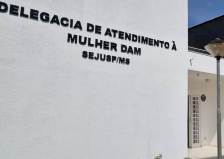 Jovem tem fotos íntimas divulgadas em redes sociais pelo ex-companheiro>