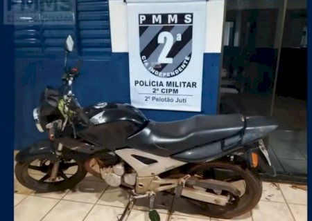 Polícia Militar recupera motocicleta furtada em Juti antes mesmo da dona perceber o crime>