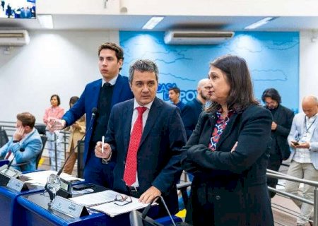 Vereadores do PT unem votos em eleições internas, mas divergem em apoio a Riedel