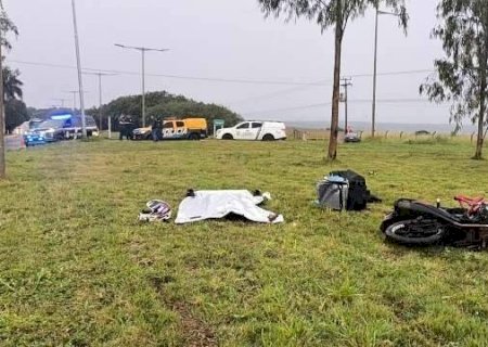Jovem de 19 anos morre ao bater moto em poste na MS-156