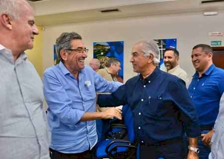 Em reunião com prefeitos, Azambuja teria confirmado que vai assumir o PL>