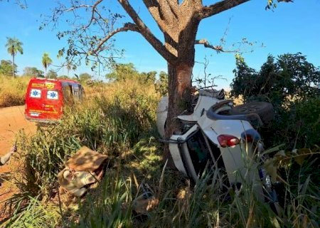 Quatro trabalhadores rurais morreram em acidente em estrada vicinal