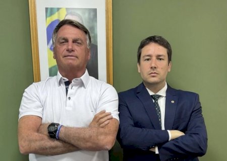 Cotado para o governo e oposição a Riedel, deputado faz mistério sobre futuro no PL>