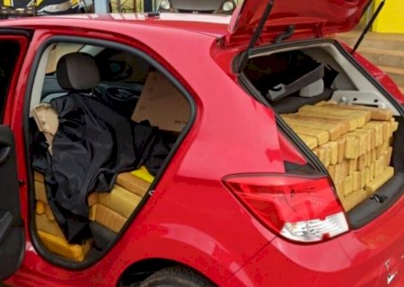 PRF apreende 556 kg de maconha durante operação em Caarapó