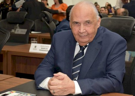 Aos 83 anos, deputado recordista em mandatos se prepara para reeleição em MS