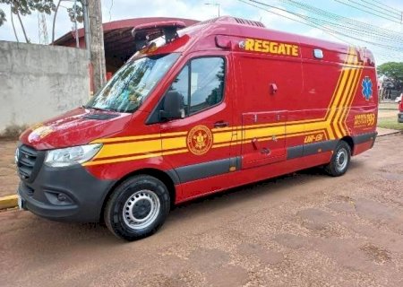 Homem sofre queda de bicicleta após crise convulsiva no centro de Caarapó