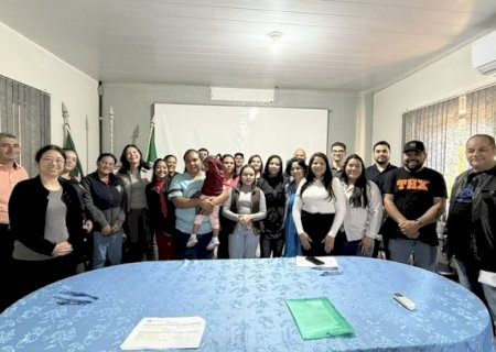 Prefeitura de Caarapó empossa 15 concursados, mas segue com contratações diretas para cargos com aprovados em espera