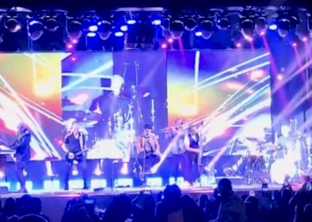 Senadora Soraya é vaiada, não consegue falar e público é criticado por banda nacional